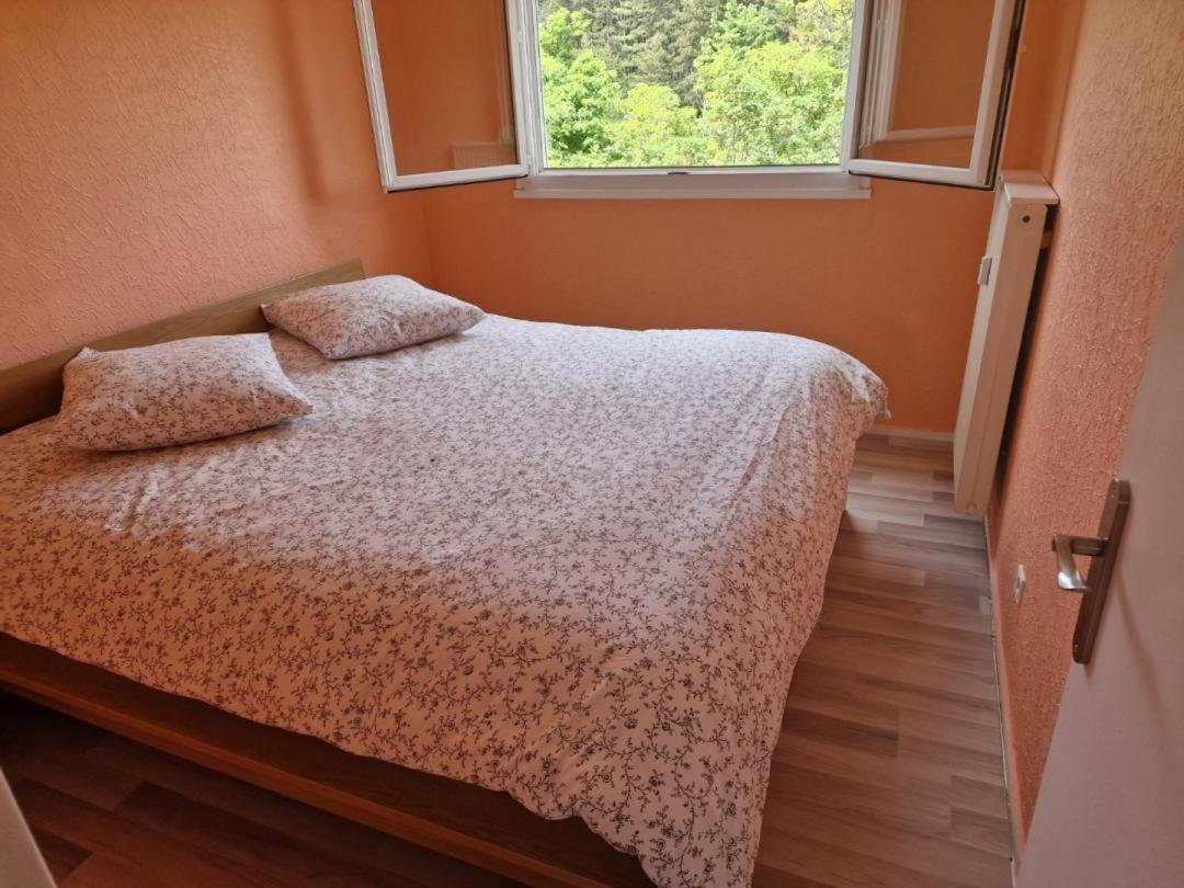 Appartement Motte Giron Дижон Экстерьер фото