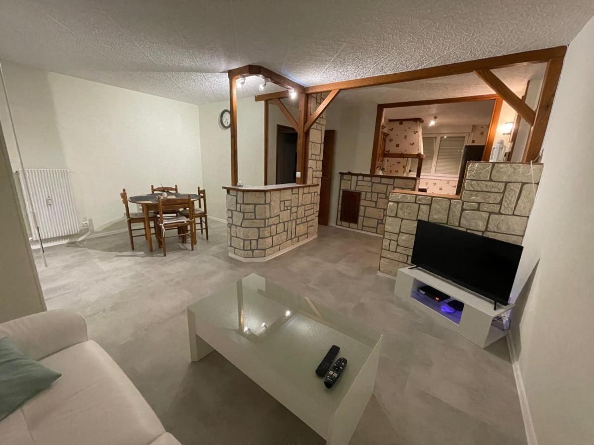 Appartement Motte Giron Дижон Экстерьер фото